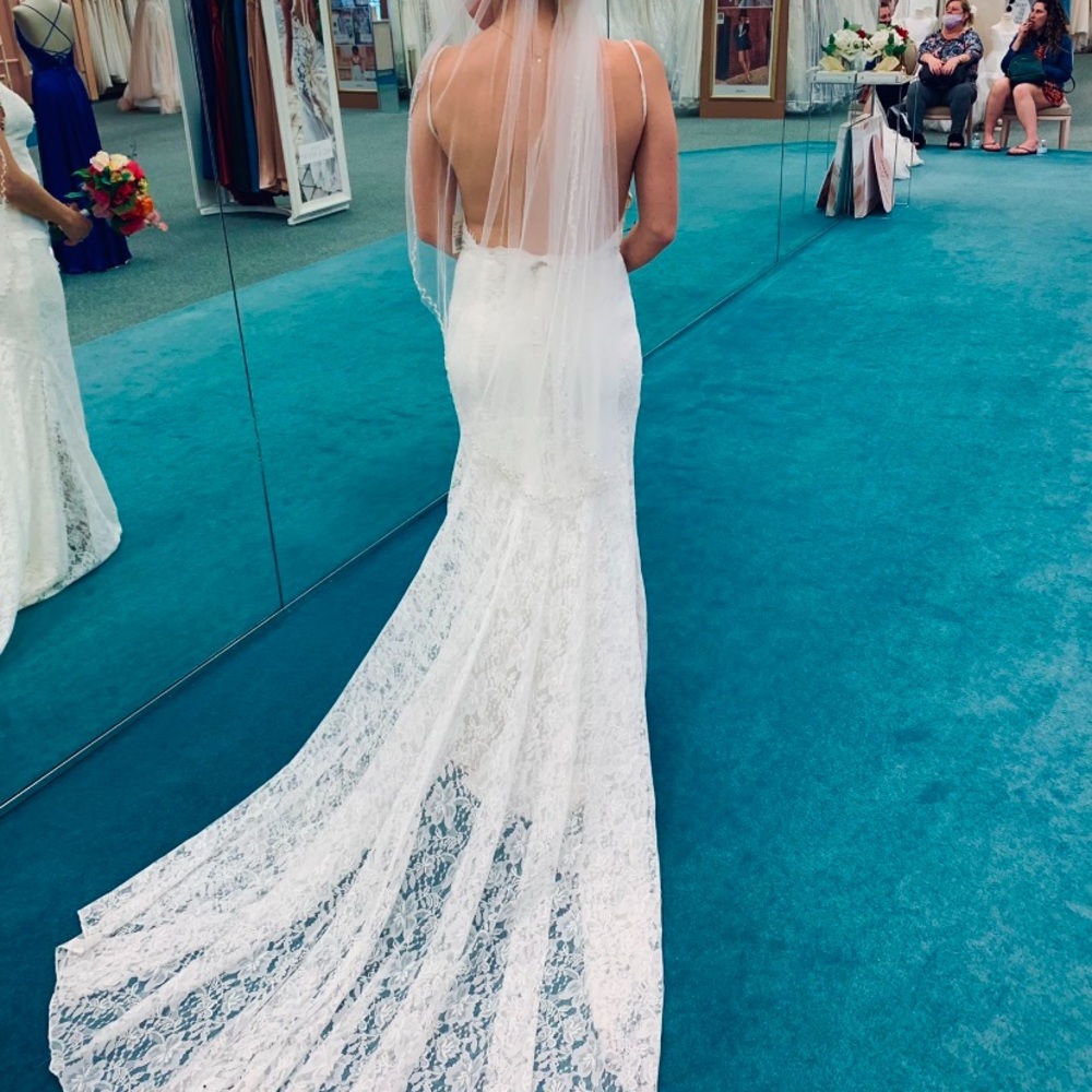 Brand new Galina trumpet/mermaid wedding dress. - Picture 8 of 8